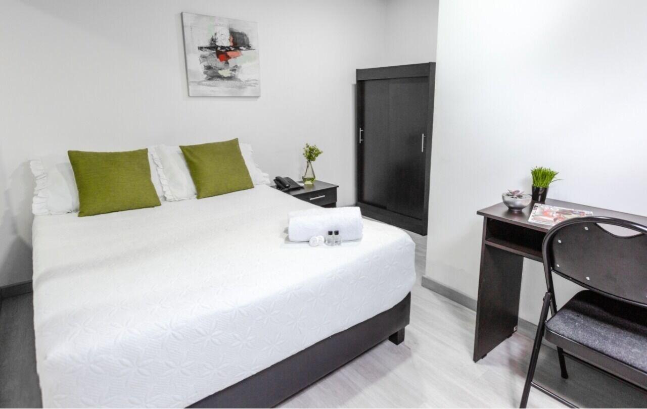 Hotel Casa Quinta Embajada Богота Екстер'єр фото