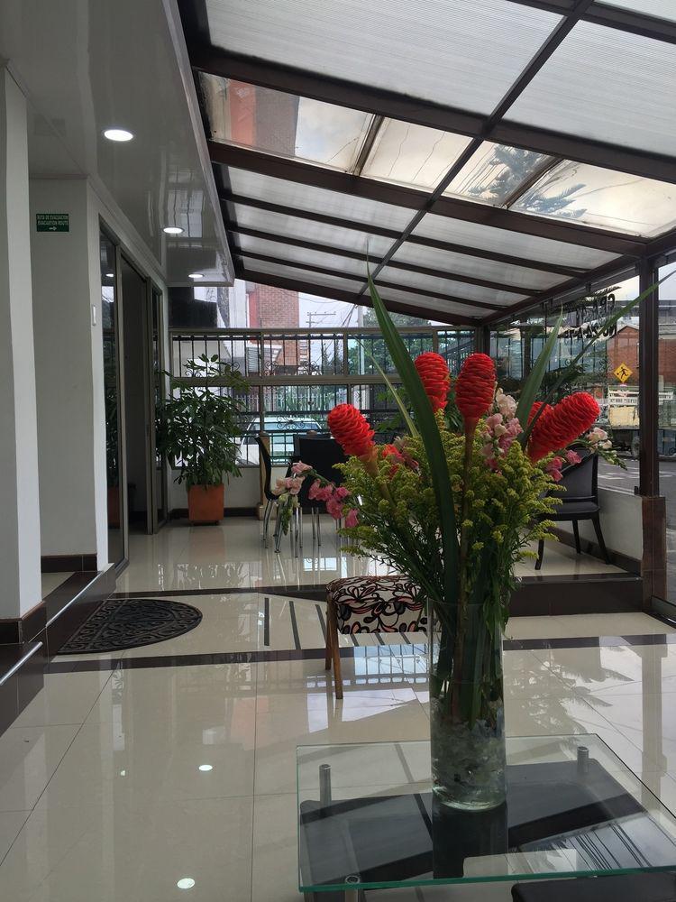 Hotel Casa Quinta Embajada Богота Екстер'єр фото